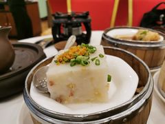 香煎腊味萝卜糕-凤凰楼酒家·粤宴点心(华强北店)