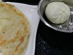 -华中科技大学东三学生食堂