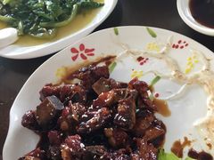 -丰满楼