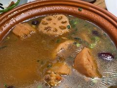 -黄泥岗·地道湖北菜(奥特莱斯店)