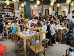 大堂-肖肖酸萝卜鱼火锅(总店)