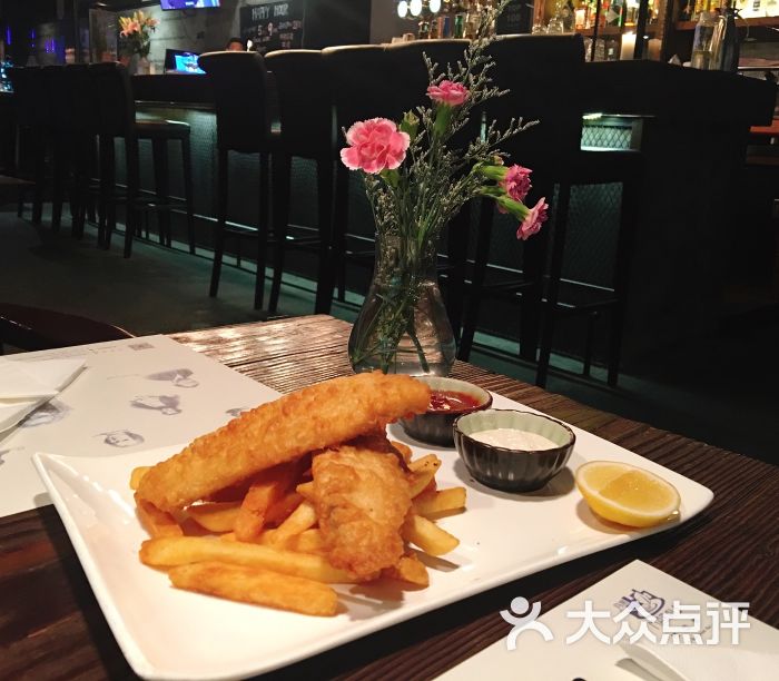 marais bistrot 玛黑酒吧餐厅(滨江店)英式炸鱼柳图片 第127张