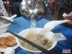 -苓记南京鸭血粉丝.皮肚面(县东巷店)