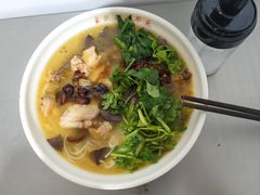 -文山荷鲜居(翠湖店)
