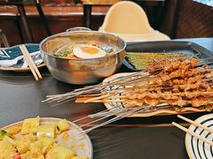 -许哥东北烧烤·铁丳烤串·宫后夹肉(繁花中心店)