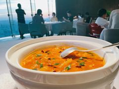 蟹粉煨鱼唇-悦轩中餐厅·高空江景·杭州柏悦酒店