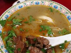 -金杨拉面王小吃面馆·牛三宝面·红烧牛肉粉