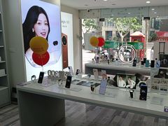 -荣耀授权专卖店(黄浦浙江中路店)