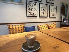 -红小姐咖啡馆(西津渡店)