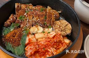 Charcoal-Grilled Thick-cut Black Pig Belly