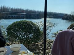 -上海怡沁园度假酒店