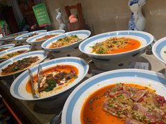 -亚马逊环球美食百汇(新城吾悦广场店)