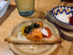 三文鱼蟹肉卷-tapas by dos cielos西班牙餐厅(重庆光环购物公园店)