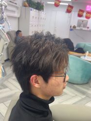 -米娜护肤造型