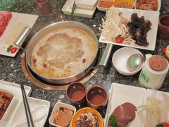 -一席地·本地鸡窝·杭帮鸡火锅(萧山银隆百货店)