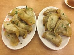 -小姜锅贴(凤凰街店)