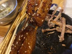 蜜汁鸡翅-昱家胡同·烧烤海鲜铜锅涮肉(和平里店)