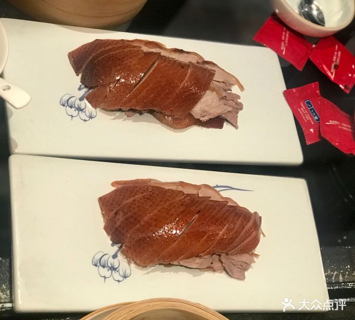 小大董(侨福芳草地购物中心店)"酥不腻"烤鸭图片