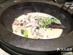 -鲜潭蒸汽石锅鱼(五道口购物中心店)
