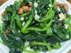 果仁菠菜-老北京褡裢火烧·任记