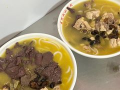 -文山荷鲜居(翠湖店)