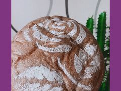 血糯米蛋黄肉松青团欧包-风车面包