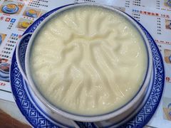 -广信牛奶甜品世家(台东店)