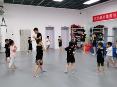 -拳义格斗搏击散打泰拳拳击俱乐部(裕华店)