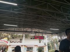 大堂-四川小胡子海鲜(丁村万人海鲜广场店)