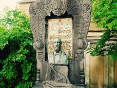 -亚历山大·涅夫斯基修道院