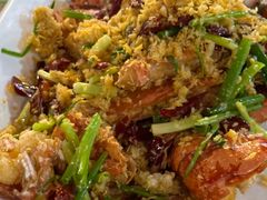 -三亚火车头万人海鲜广场