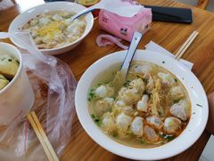 -蟹芆三馄饨