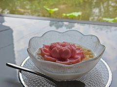 -绿茶餐厅(龙井船宴· 品牌总店)