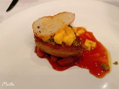 -龙虾酒吧扒房(宁波香格里拉店)