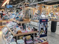 -潮玩星球(集美银泰百货店)