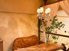 -玛格萝妮比萨屋(陆家浜路店)