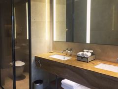 -广州汇华希尔顿逸林酒店