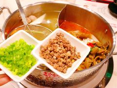 -左庭右院鲜牛肉火锅(新梅广场店)