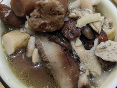 -东巴谷野生菌火锅餐厅