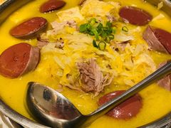 酸菜炖拆骨肉冻豆腐-红樱桃·欢乐餐厅(太原里店)