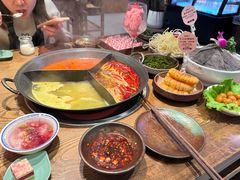 -巴卤社老火锅(财富店)