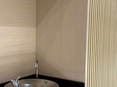 -Z&B Fitness Studio·Gym(前滩L+PLAZA店)