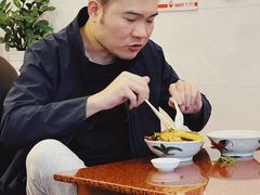 -猪脚洪隆江猪脚饭