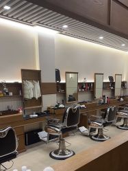 -MARTIN'S BARBER SHOP男士理发馆