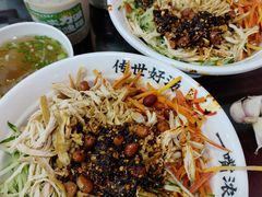 -牛一嘴·兰州牛肉面·大盘鸡(财富中心店)