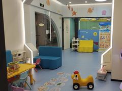 -极橙儿童齿科矫正中心(奥城店)