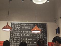 -柳州肥姨妈大骨螺蛳粉(万达中心店)