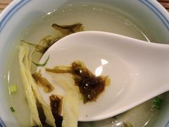 例汤-君东记本帮面馆(天钥桥路店)