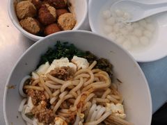 -辣辣小吃豆花米线(大观篆新农贸市场店)