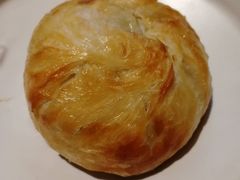 烤破酥包-云海肴·汽锅鸡·云南菜(美罗城店)